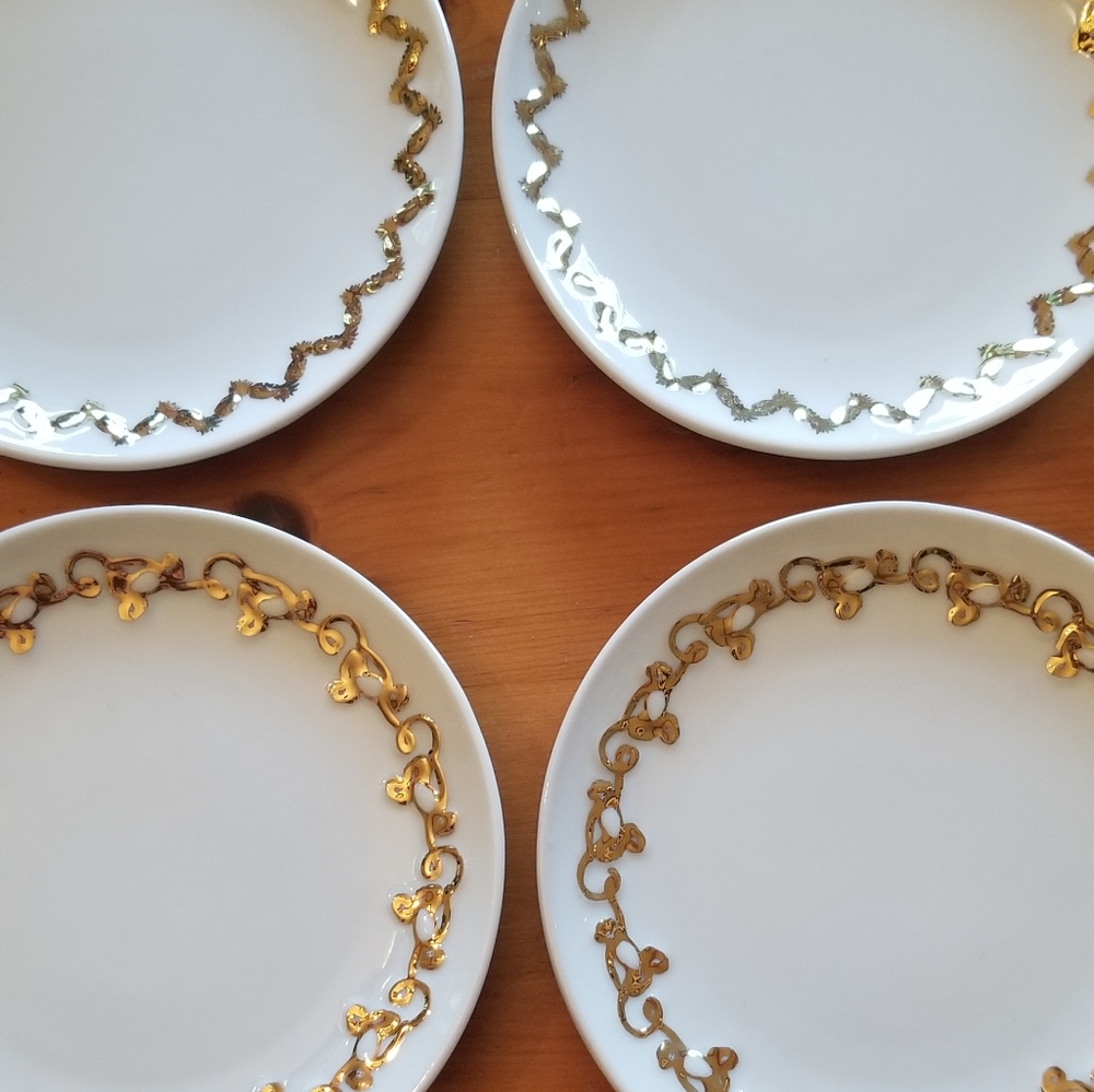 Set of 4 Lilly Pulitzer dessert plates